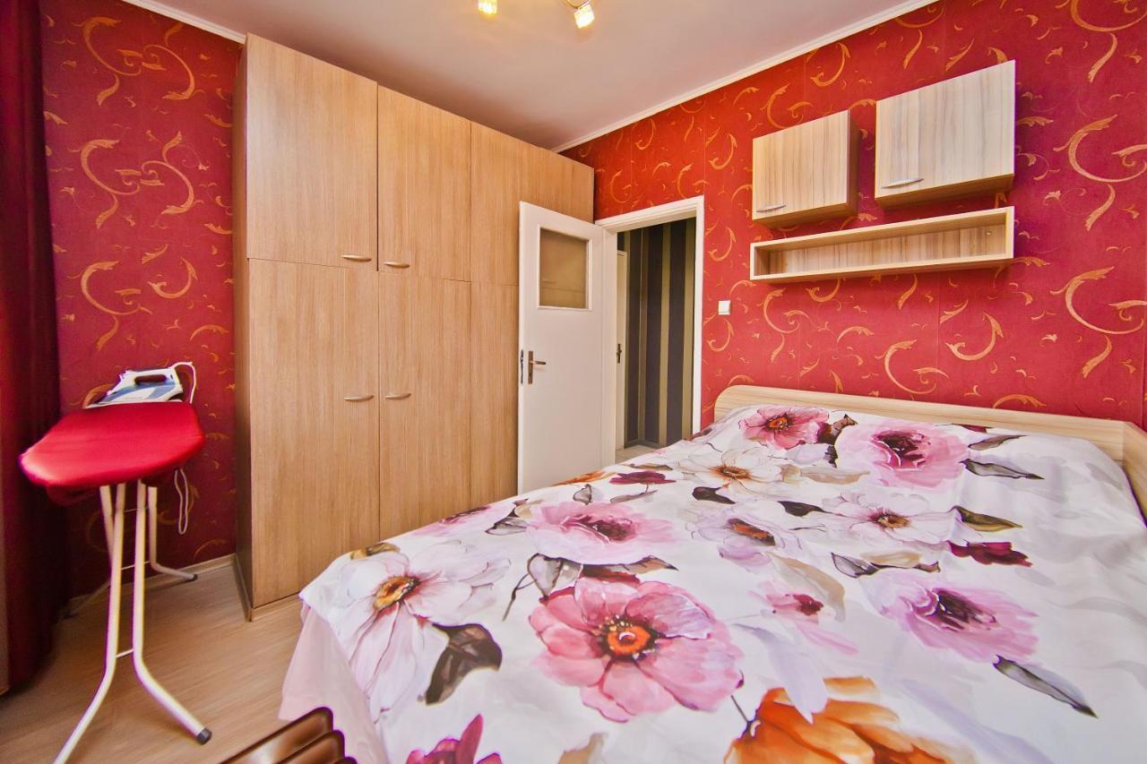 Perla 2-Bdrm In The Heart Of The City Varna Eksteriør billede