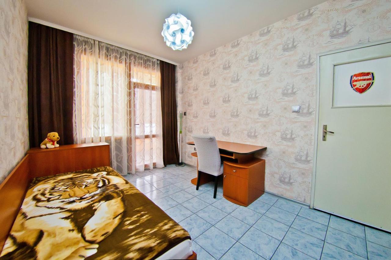 Perla 2-Bdrm In The Heart Of The City Varna Eksteriør billede