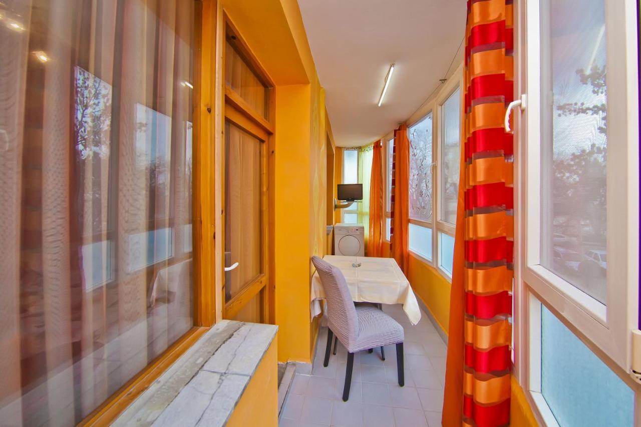 Perla 2-Bdrm In The Heart Of The City Varna Eksteriør billede